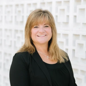 image of agent Christina Briggs